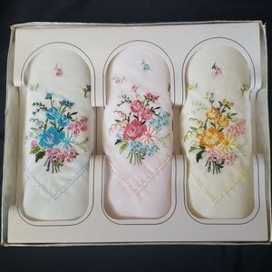 💗 Vintage Handkerchiefs